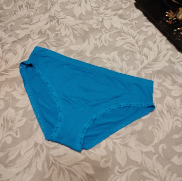 🦚🩵🦚 Splendid Vintage Deadstock Turquoise Cyan Seamless Microfiber Panties - S - Picture 8 of 8